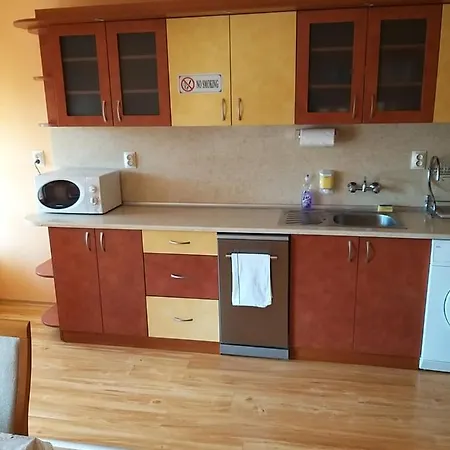 гр.бургас кв.сарафово 公寓 布尔加斯